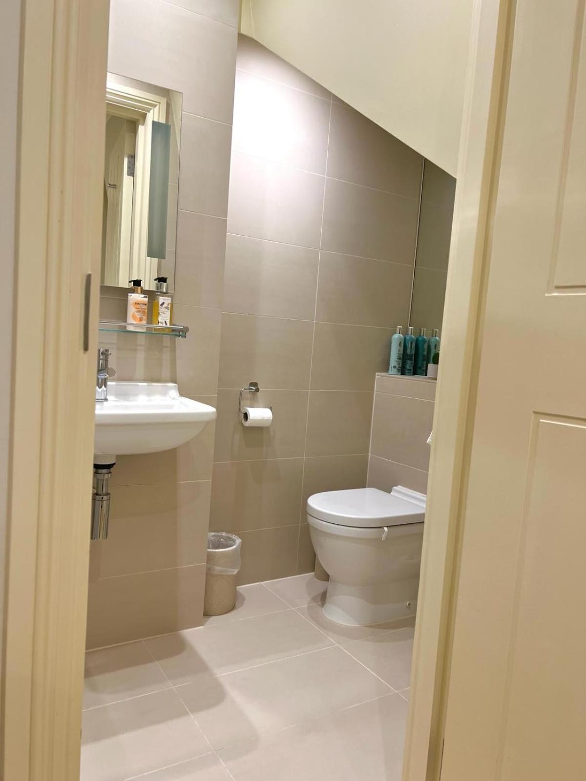 Georgiana'S Guesthouse London Room photo
